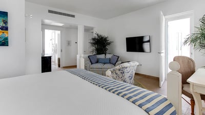 Luxury Villa Photo #52
