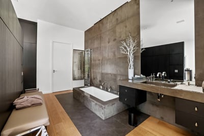 Luxury Villa Photo #26