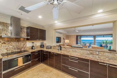 Luxury Villa Photo #8