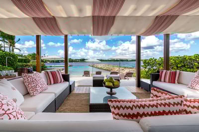 Luxury Villa Photo #16