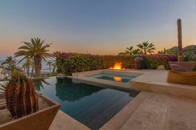 Luxury Villa Photo #6