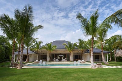Luxury Villa Photo #2