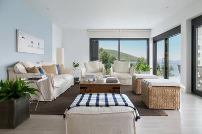 Luxury Villa Photo #14