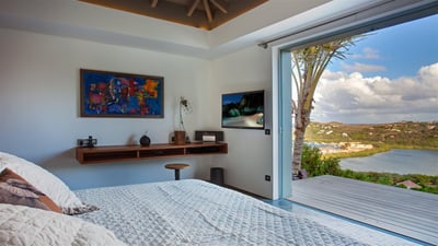 Luxury Villa Photo #60
