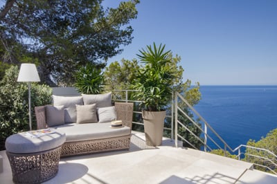Luxury Villa Photo #4