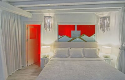 Luxury Villa Photo #23