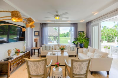 Luxury Villa Photo #11
