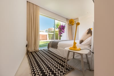 Luxury Villa Photo #22