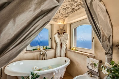 Luxury Villa Photo #38