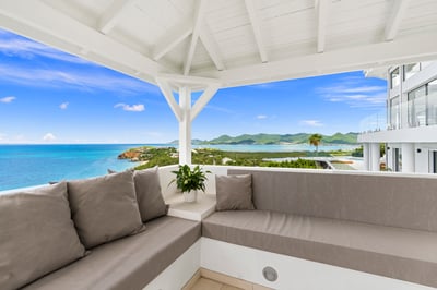 Luxury Villa Photo #15