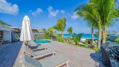 Luxury Villa Photo #10