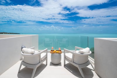 Luxury Villa Photo #13