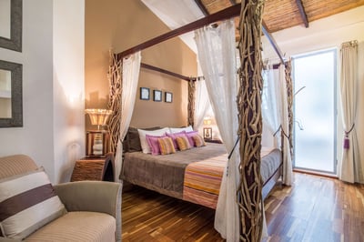 Luxury Villa Photo #21
