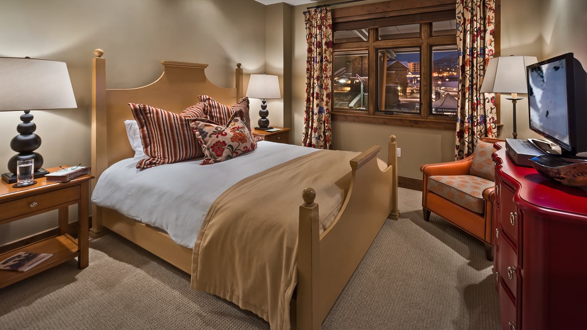 Deer Mountain Residence