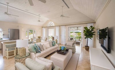 Luxury Villa Photo #5