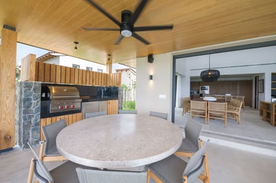 Luxury Villa Photo #13