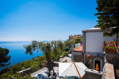 Luxury Villa Photo #14