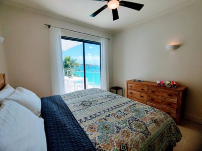 Luxury Villa Photo #13