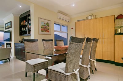 Luxury Villa Photo #9