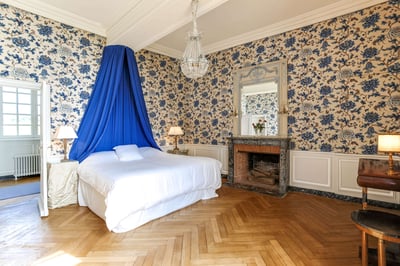 Luxury Villa Photo #17