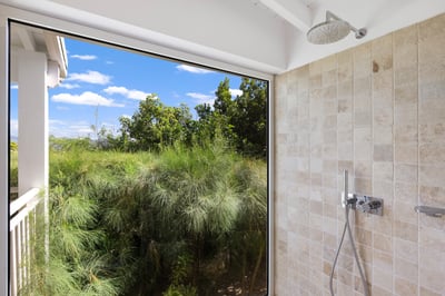 Luxury Villa Photo #26