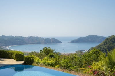 Luxury Villa Photo #6