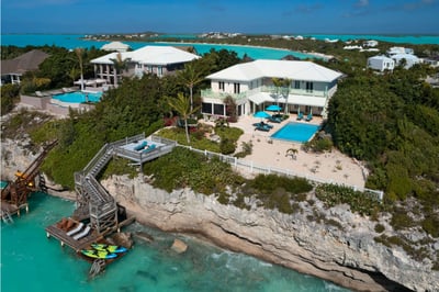 Luxury Villa Photo #3
