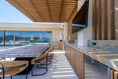 Luxury Villa Photo #14