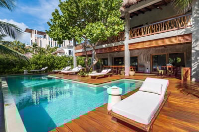 Luxury Villa Photo #8