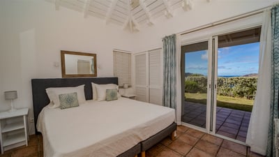 Luxury Villa Photo #24