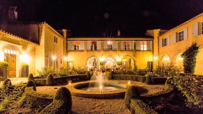 Luxury Villa Photo #3