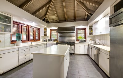 Luxury Villa Photo #16