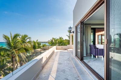 Luxury Villa Photo #53
