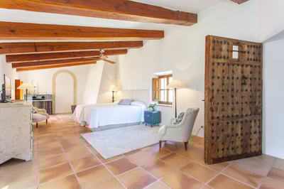 Luxury Villa Photo #56