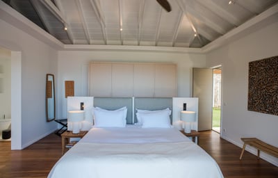Luxury Villa Photo #39