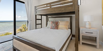 Luxury Villa Photo #39