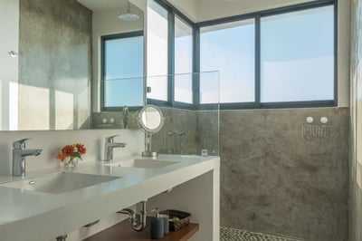 Luxury Villa Photo #37