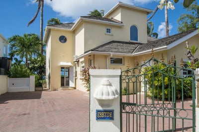 Luxury Villa Photo #36