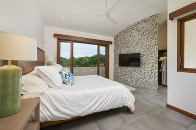 Luxury Villa Photo #28