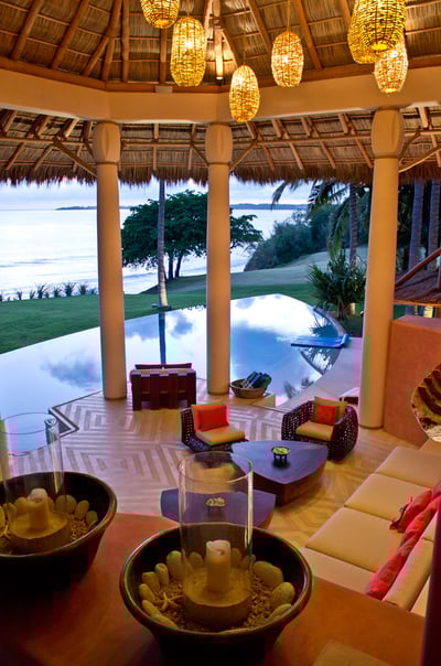 Luxury Villa Photo #13