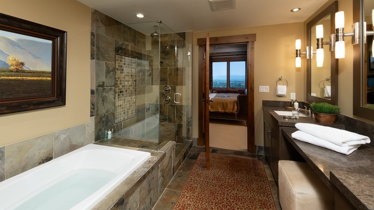 Panorama Peak Penthouse