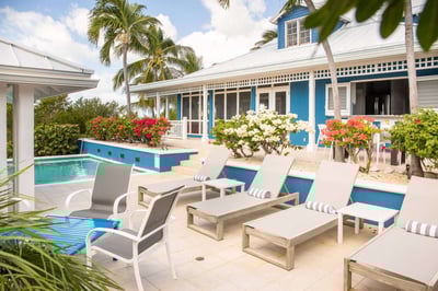 Luxury Villa Photo #18