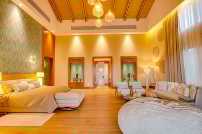 Luxury Villa Photo #65