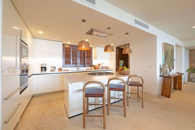 Luxury Villa Photo #20