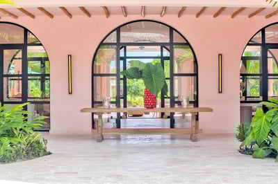 Luxury Villa Photo #17