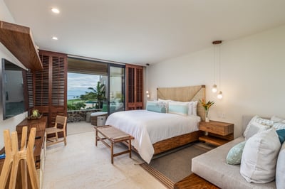 Luxury Villa Photo #19