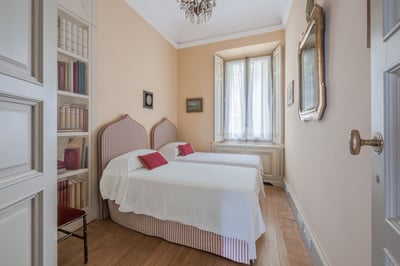 Luxury Villa Photo #44