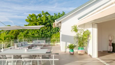 Luxury Villa Photo #16
