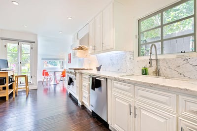 Luxury Villa Photo #18