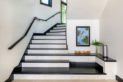 Luxury Villa Photo #23